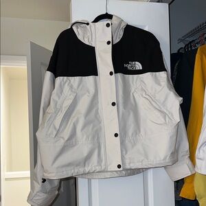 The North Face Women's Two-Tone rain jacket